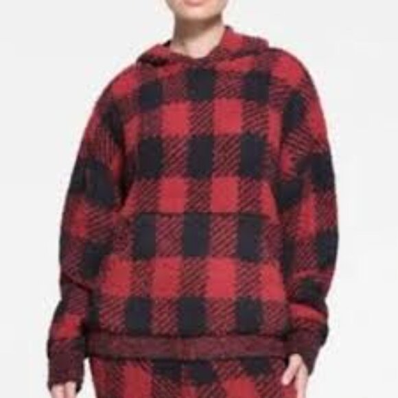 B3-NWT SKIMS UNISEX COZY KNIT HOODIE WITH KANGAROO POCKETS - Picture 1 of 5
